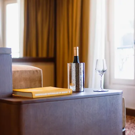 Konfidentiel 4* Paris